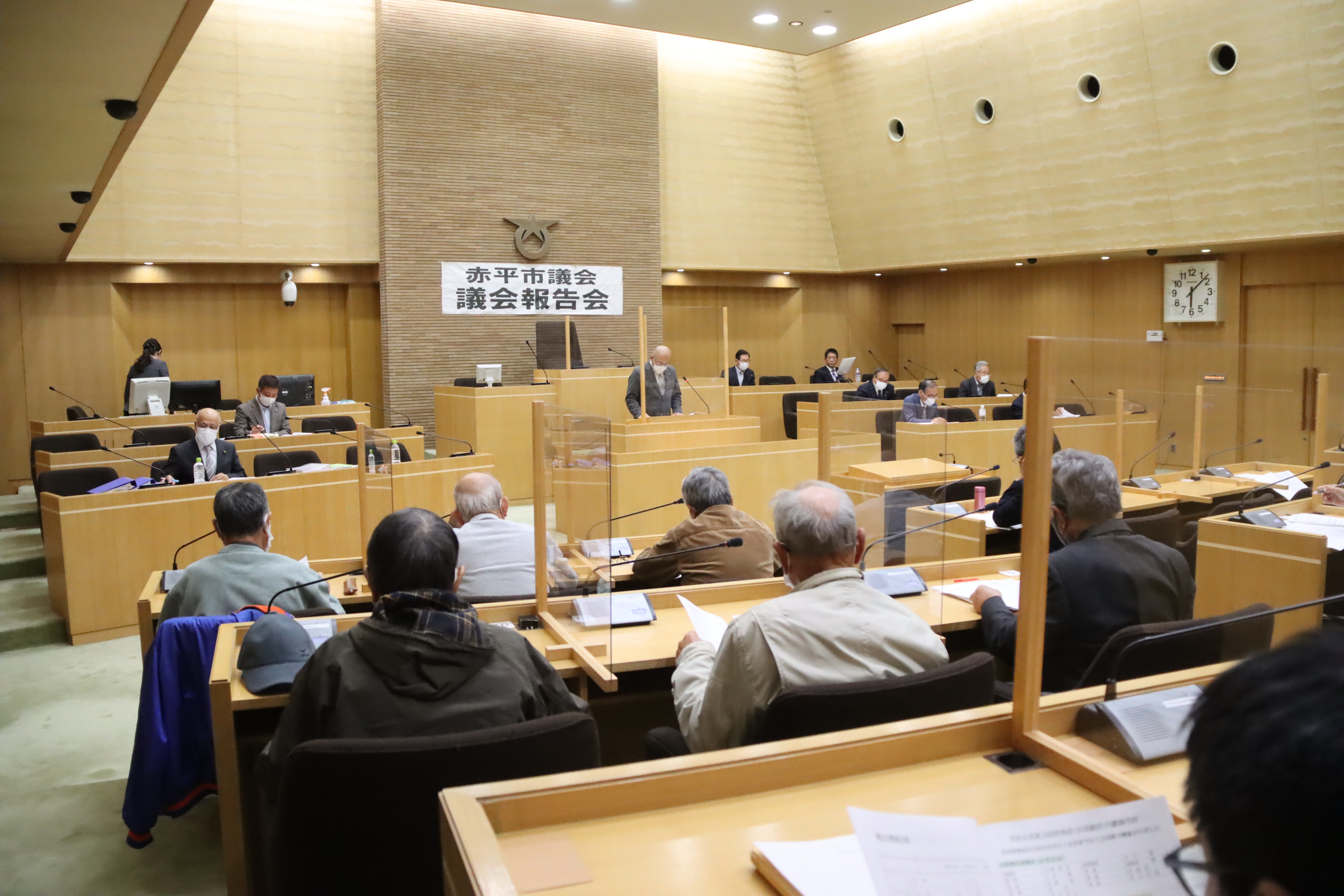 令和4年11月15日議場会場の写真