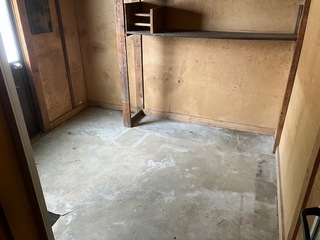 土間物置