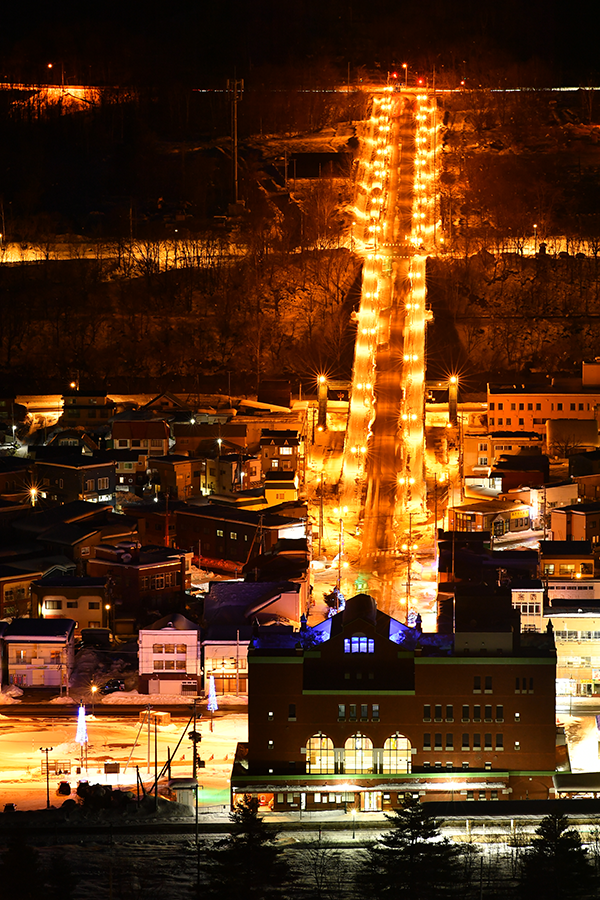 写真：「輝く虹かけ橋」