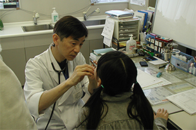 写真:命と健康を守るため地域医療の充実を図る事業